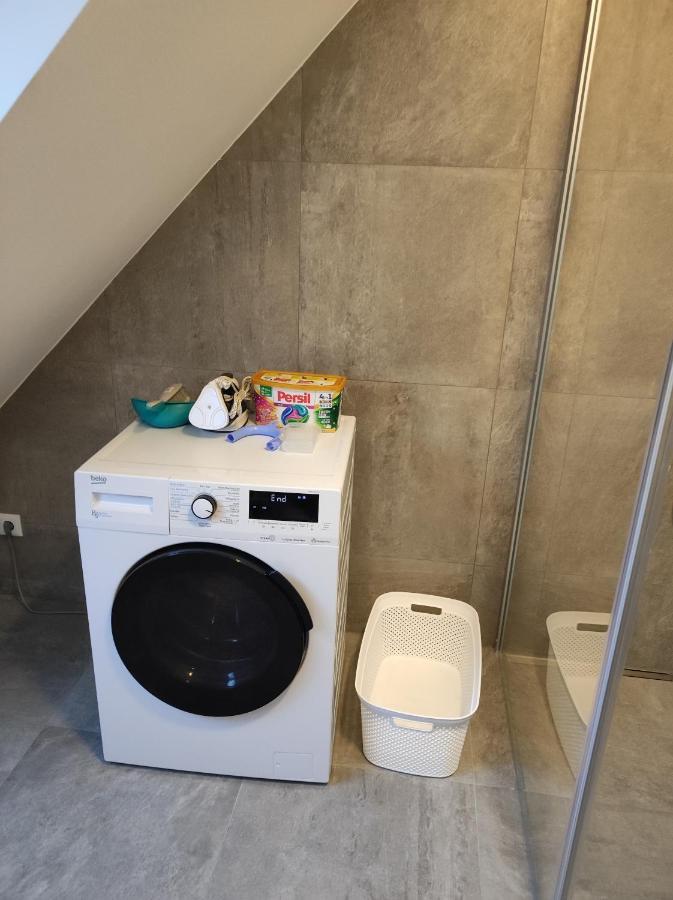 Luxurioeses Penthouse Mit Blick Auf Die Uno-City Und Dem Kaiserwasser. 3Schlafzimmer, 2 Baeder, Privat Lift Ins Apartment Виена Екстериор снимка